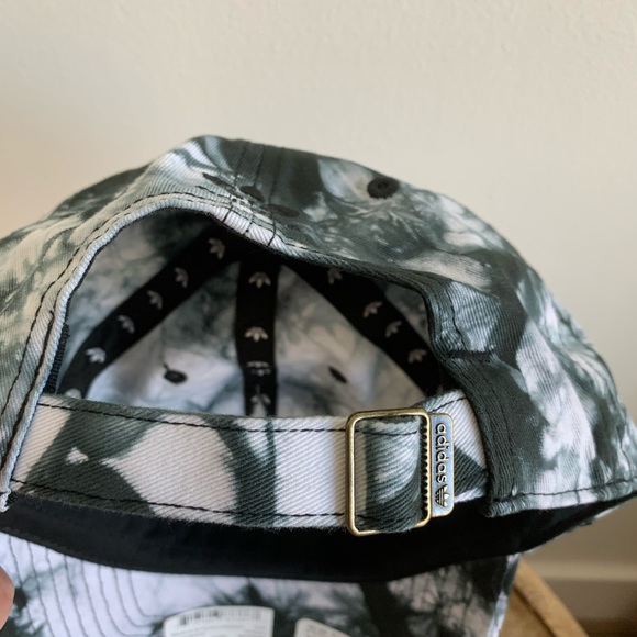 Adidas Tie Dye Strapback Womens Hat Smaller Heads - Picture 9 of 9